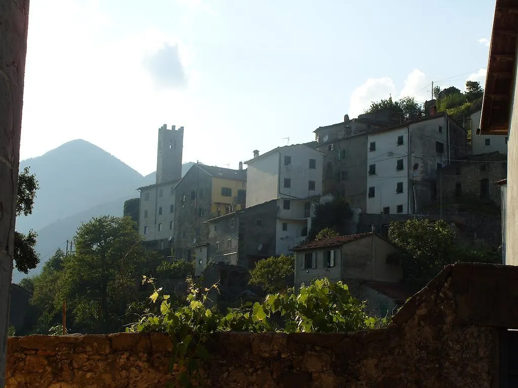 Alojamento de Acomodação e Pequeno-almoço Il Podere Di Giada Bagni di Lucca Itália
